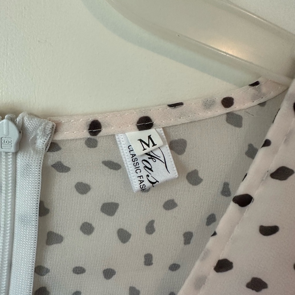 WRAP PATTERN ROMPER - Picture 2 of 2